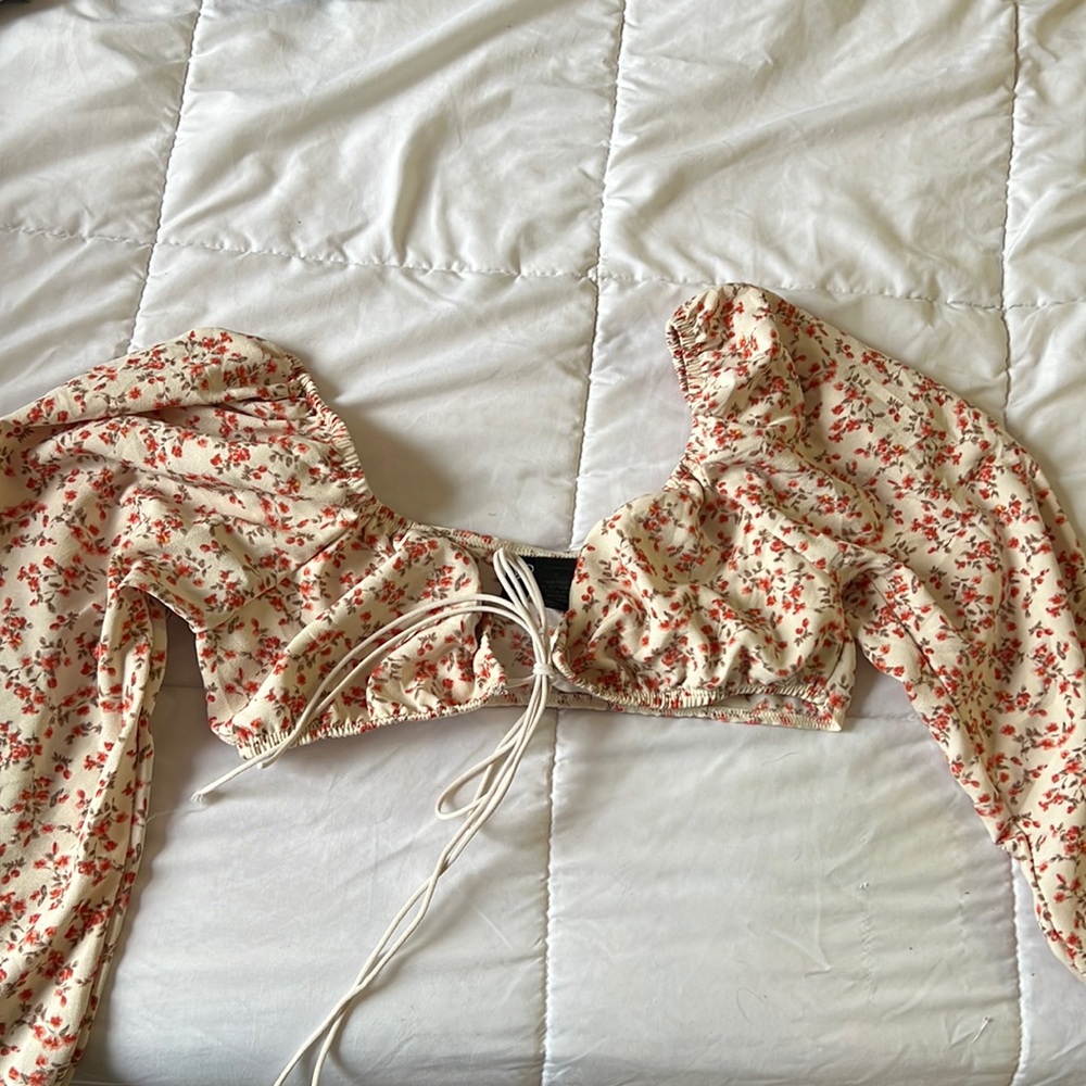 Floral top